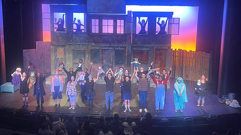 Avenue Q cast takes a bow